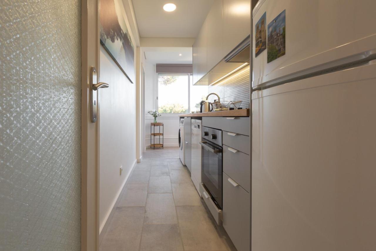 Beachome4u3 * Carcavelos (Lisbon)
